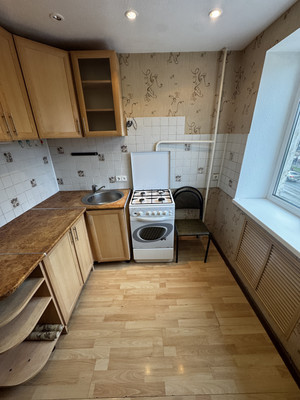 Продам однокомнатную (1-комн.) квартиру, Космонавтов ул, 13, Нижний Тагил г