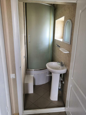 Продам торговое помещение 85,2 м2, Футболистов ул, 111, Симферополь г