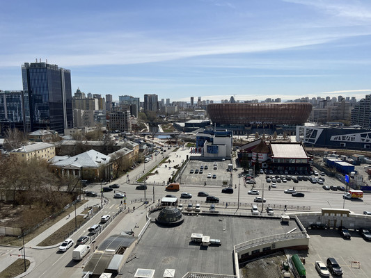 Продам трехкомнатную (3-комн.) квартиру, Горького ул, 36, Екатеринбург г