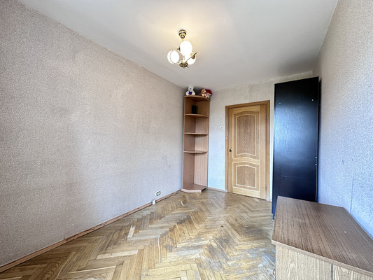 Продам двухкомнатную (2-комн.) квартиру, Кингисеппское ш, 8А, Красное Село г