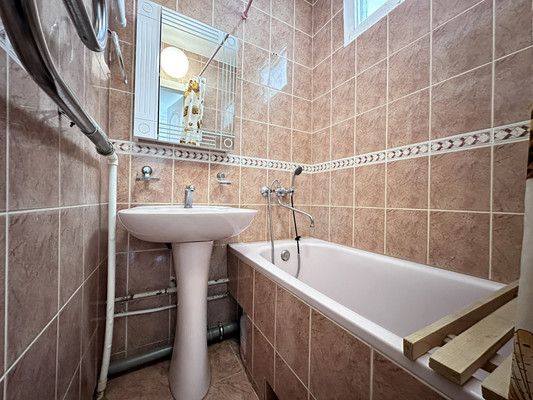 Продам двухкомнатную (2-комн.) квартиру, Кингисеппское ш, 8А, Красное Село г