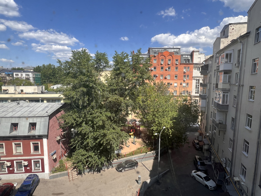 Продам многокомнатную квартиру, Земляной Вал ул, 38-40/15с9, Москва г