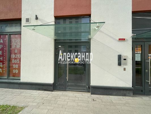 Продам коммерческое помещение 59 м2, Измайловский б-р, 9, Санкт-Петербург г