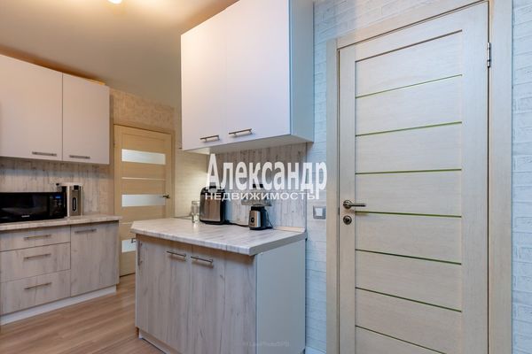 Продам однокомнатную (1-комн.) квартиру, Новая ул, 7к3, Мурино п