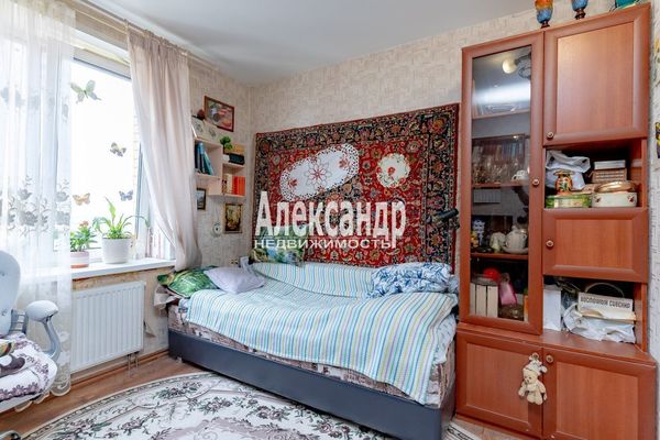 Продам однокомнатную (1-комн.) квартиру, Новая ул, 7к3, Мурино п