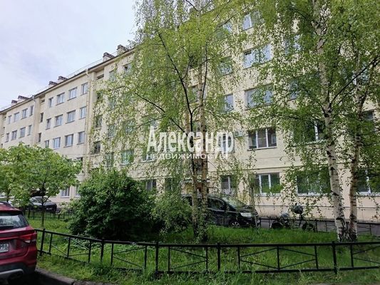 Продам комнату в 3-комн. квартире, Лесной пр-кт, д. 37 корп. 5, Санкт-Петербург г