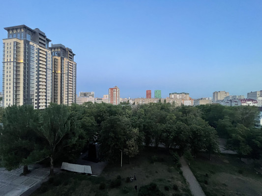 Продам трехкомнатную (3-комн.) квартиру, Варфоломеева ул, 222А/108А, Ростов-на-Дону г