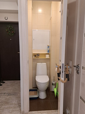 Продам трехкомнатную (3-комн.) квартиру, Искровский пр-кт, 4к3, Санкт-Петербург г