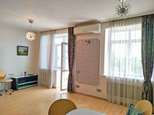 Продам однокомнатную (1-комн.) квартиру, Кронштадтский б-р, 30, Москва г
