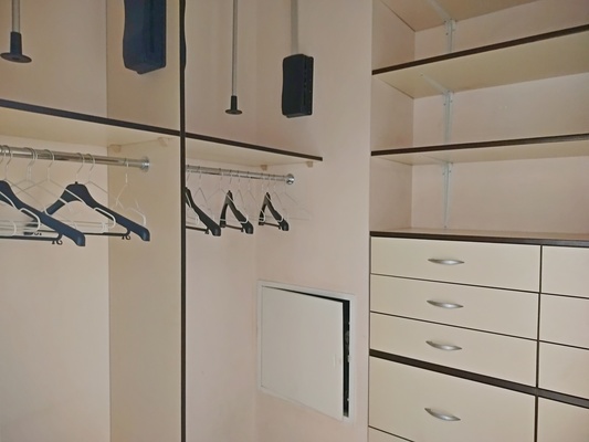 Продам однокомнатную (1-комн.) квартиру, Кронштадтский б-р, 30, Москва г