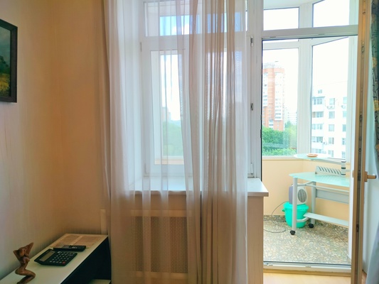 Продам однокомнатную (1-комн.) квартиру, Кронштадтский б-р, 30, Москва г