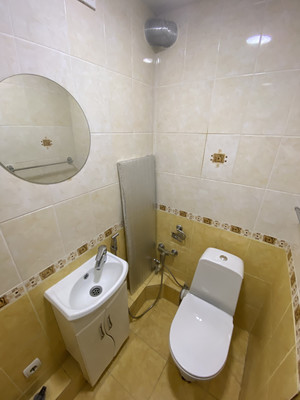 Продам трехкомнатную (3-комн.) квартиру, Звездная ул, 28, Туапсе г