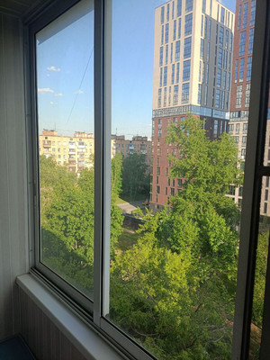 Продам однокомнатную (1-комн.) квартиру, Просторная ул, 2к1, Москва г
