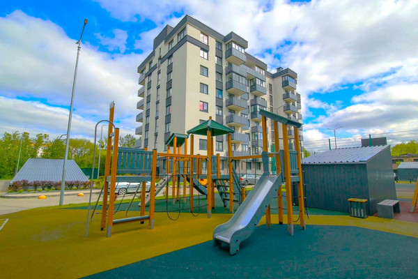 Продам двухкомнатную (2-комн.) квартиру, Большая Окружная 3-я ул, 243к5, Калининград г