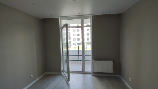Продам трехкомнатную (3-комн.) квартиру, Большая Окружная 3-я ул, 243к3, Калининград г