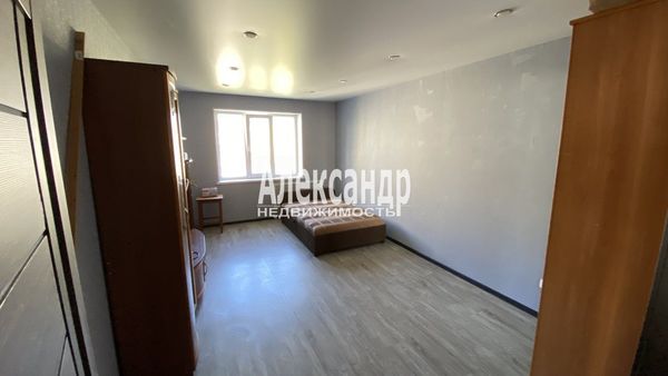 Продам трехкомнатную (3-комн.) квартиру, Пулковское ш, 9к2, Санкт-Петербург г