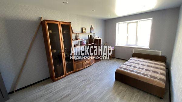 Продам трехкомнатную (3-комн.) квартиру, Пулковское ш, 9к2, Санкт-Петербург г