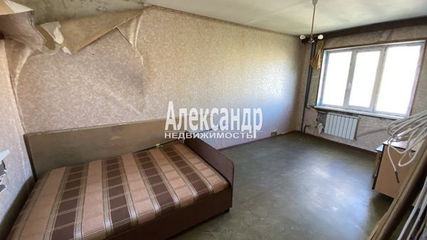 Продам трехкомнатную (3-комн.) квартиру, Пулковское ш, 9к2, Санкт-Петербург г
