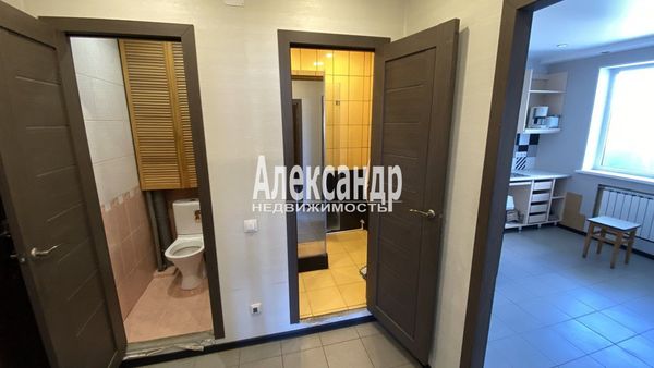 Продам трехкомнатную (3-комн.) квартиру, Пулковское ш, 9к2, Санкт-Петербург г