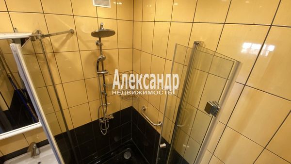 Продам трехкомнатную (3-комн.) квартиру, Пулковское ш, 9к2, Санкт-Петербург г