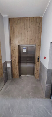 Продам трехкомнатную (3-комн.) квартиру, Большая Окружная 3-я ул, 243к5, Калининград г
