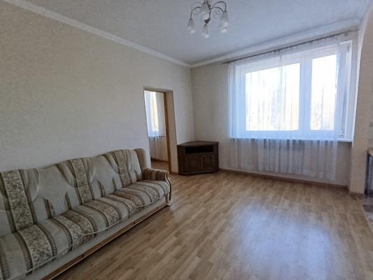 Продам двухкомнатную (2-комн.) квартиру, Закавказская ул, 13, Калининград г