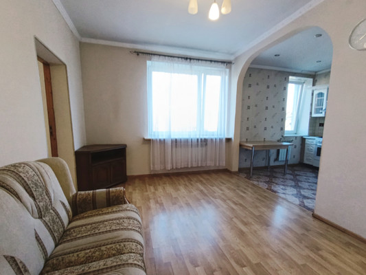 Продам двухкомнатную (2-комн.) квартиру, Закавказская ул, 13, Калининград г
