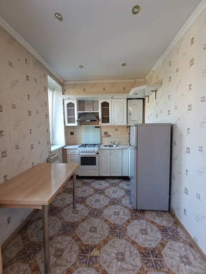 Продам двухкомнатную (2-комн.) квартиру, Закавказская ул, 13, Калининград г