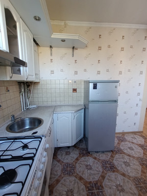Продам двухкомнатную (2-комн.) квартиру, Закавказская ул, 13, Калининград г