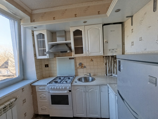 Продам двухкомнатную (2-комн.) квартиру, Закавказская ул, 13, Калининград г