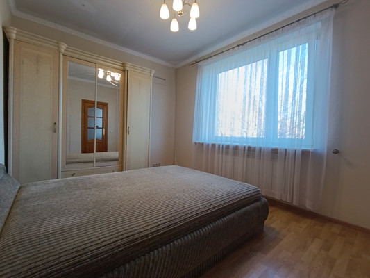 Продам двухкомнатную (2-комн.) квартиру, Закавказская ул, 13, Калининград г
