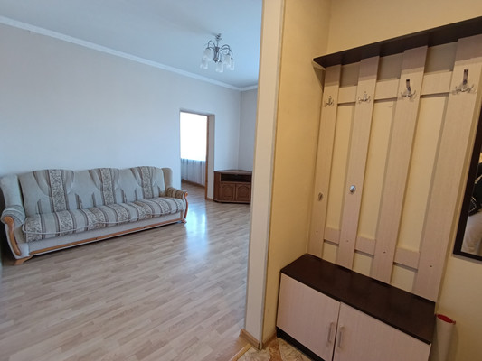 Продам двухкомнатную (2-комн.) квартиру, Закавказская ул, 13, Калининград г