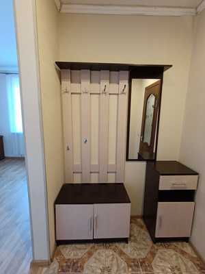 Продам двухкомнатную (2-комн.) квартиру, Закавказская ул, 13, Калининград г