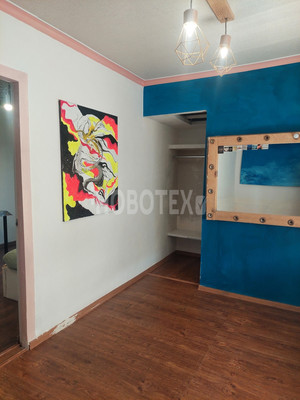Продам двухкомнатную (2-комн.) квартиру, Школьная ул, 36, Хадыженск г