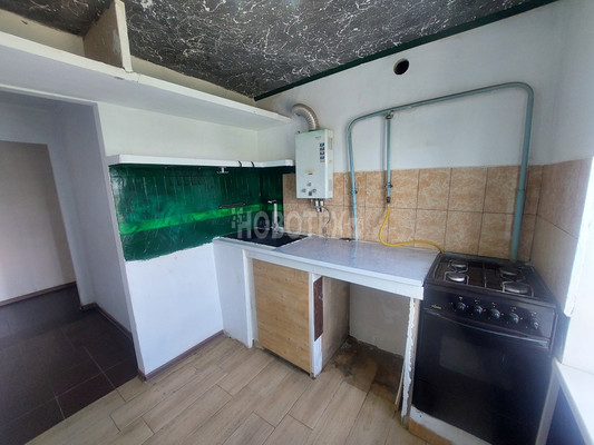 Продам двухкомнатную (2-комн.) квартиру, Школьная ул, 36, Хадыженск г