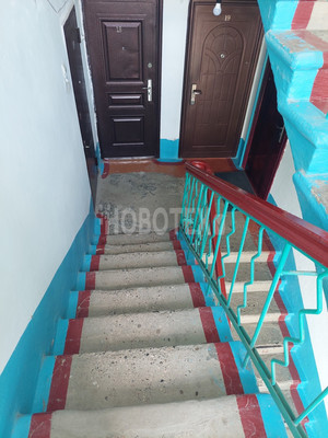Продам двухкомнатную (2-комн.) квартиру, Школьная ул, 36, Хадыженск г