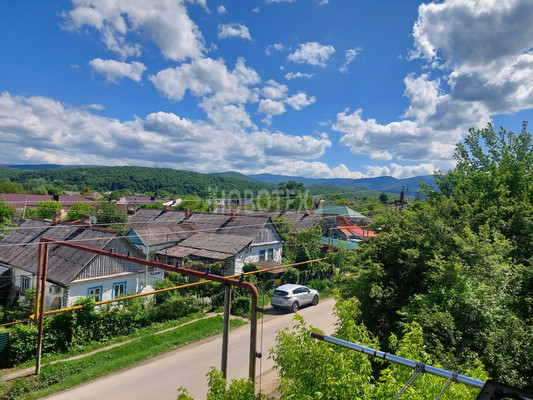 Продам двухкомнатную (2-комн.) квартиру, Школьная ул, 36, Хадыженск г