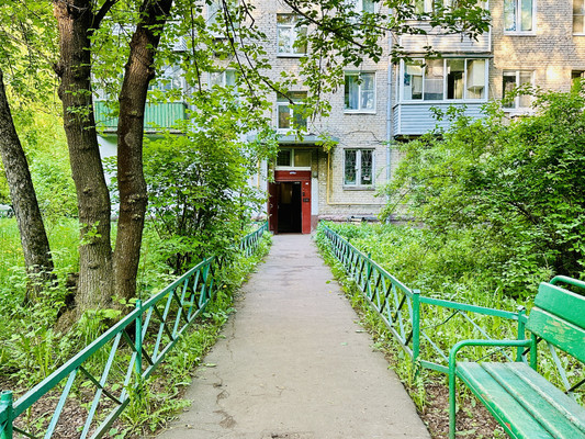 Продам двухкомнатную (2-комн.) квартиру, Молодежная ул, 10, Томилино рп