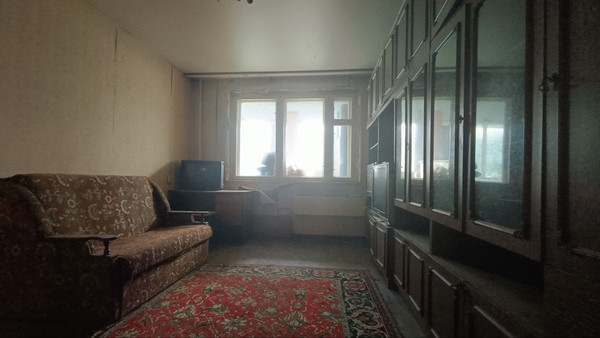 Продам однокомнатную (1-комн.) квартиру, Сельских Строителей ул, 6, Рязань г
