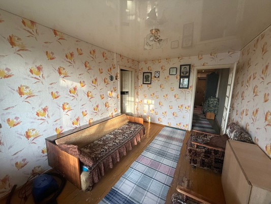 Продам трехкомнатную (3-комн.) квартиру, Верхняя ул, 9, Воткинск г