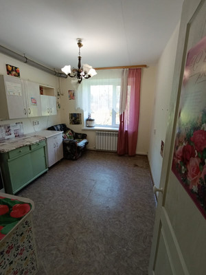 Продам двухкомнатную (2-комн.) квартиру, Вишневая ул, 3, Воткинск г