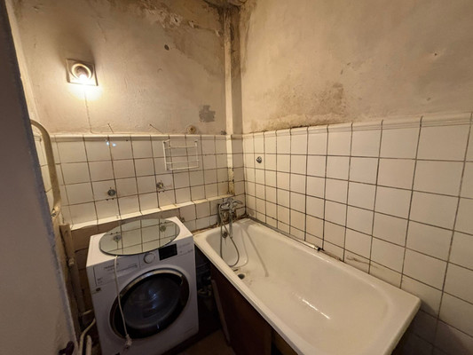 Продам двухкомнатную (2-комн.) квартиру, Ломоносовский пр-кт, 4к2, Москва г