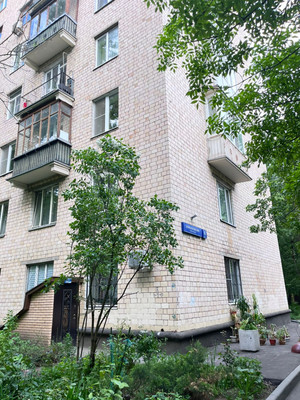 Продам двухкомнатную (2-комн.) квартиру, Ломоносовский пр-кт, 4к2, Москва г