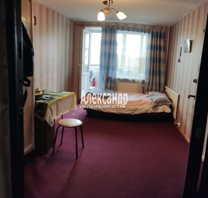 Продам комнату в 6-комн. квартире, Есенина ул, 36к3, Санкт-Петербург г