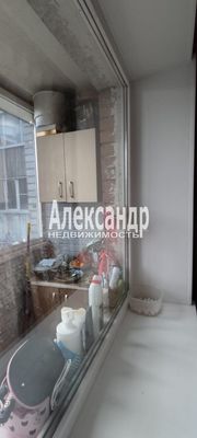 Продам комнату в 6-комн. квартире, Есенина ул, 36к3, Санкт-Петербург г