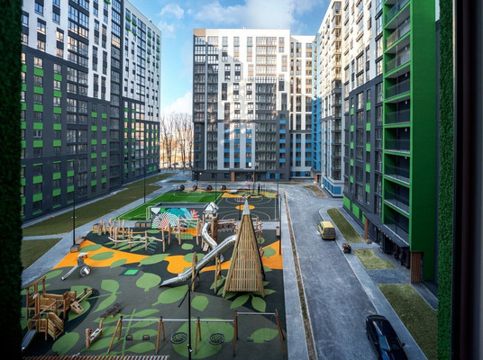 Продам трехкомнатную (3-комн.) квартиру, Генерала Челнокова ул, 27к3, Калининград г