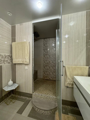 Продам трехкомнатную (3-комн.) квартиру, Свободы ул, 155, Киров г