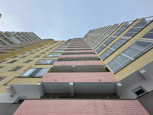 Продам однокомнатную (1-комн.) квартиру, Ленина ул, 198к3, Киров г