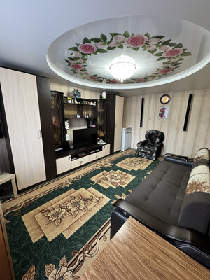 Продам трехкомнатную (3-комн.) квартиру, Восточная ул, 22, Киров г