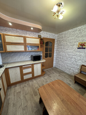 Продам трехкомнатную (3-комн.) квартиру, Восточная ул, 22, Киров г